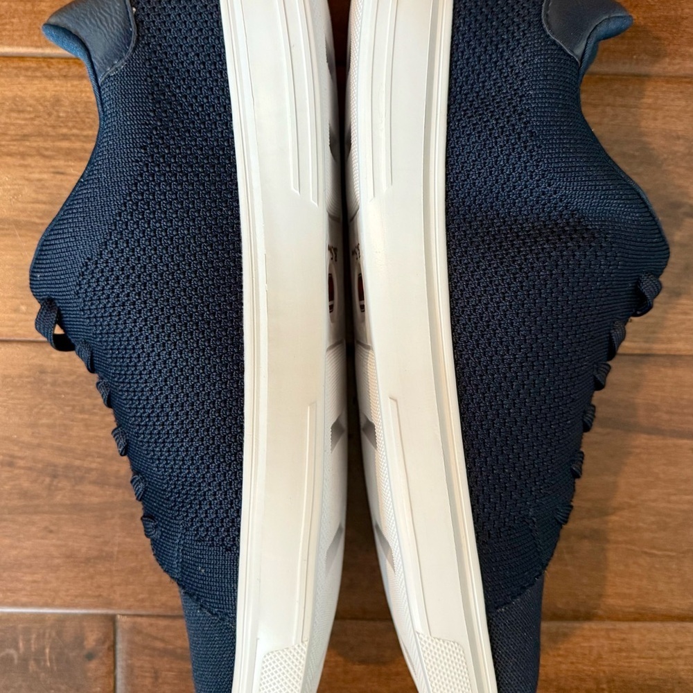 Ben Sherman Hardie Knit Sneakers NWOT 10.5 Navy - Picture 4 of 13